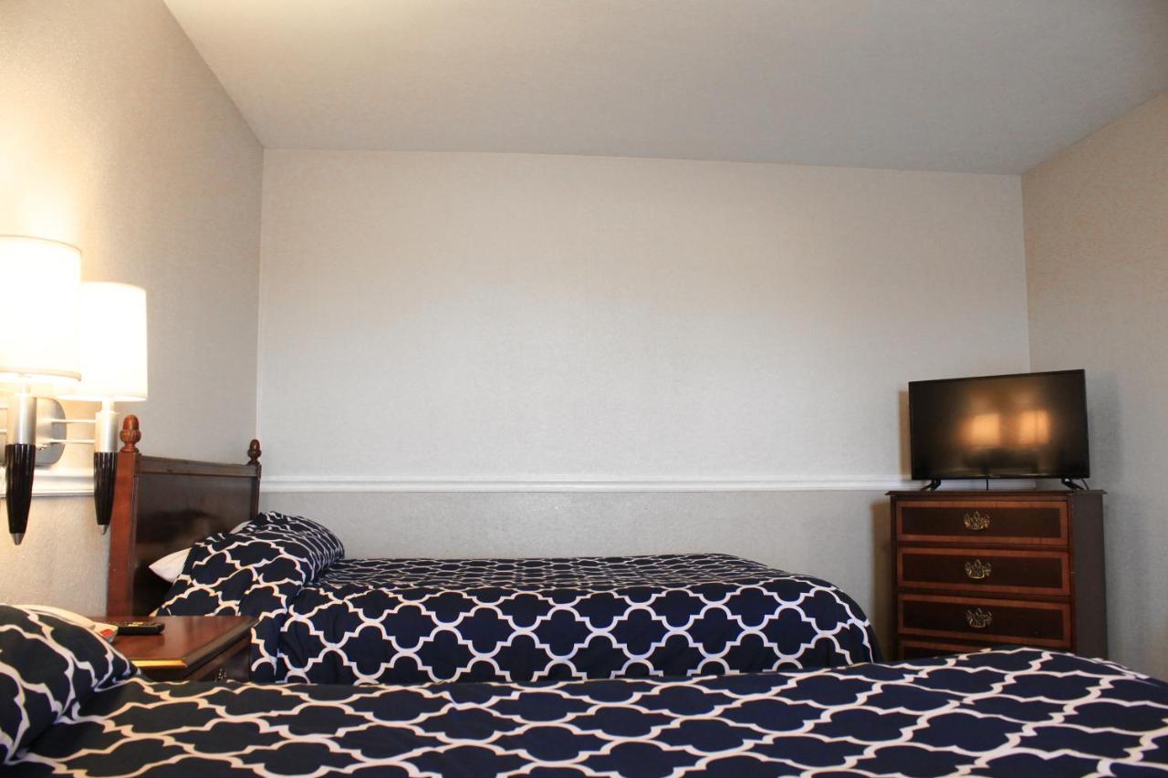 Alpine Inn & Suites Rockford Eksteriør bilde
