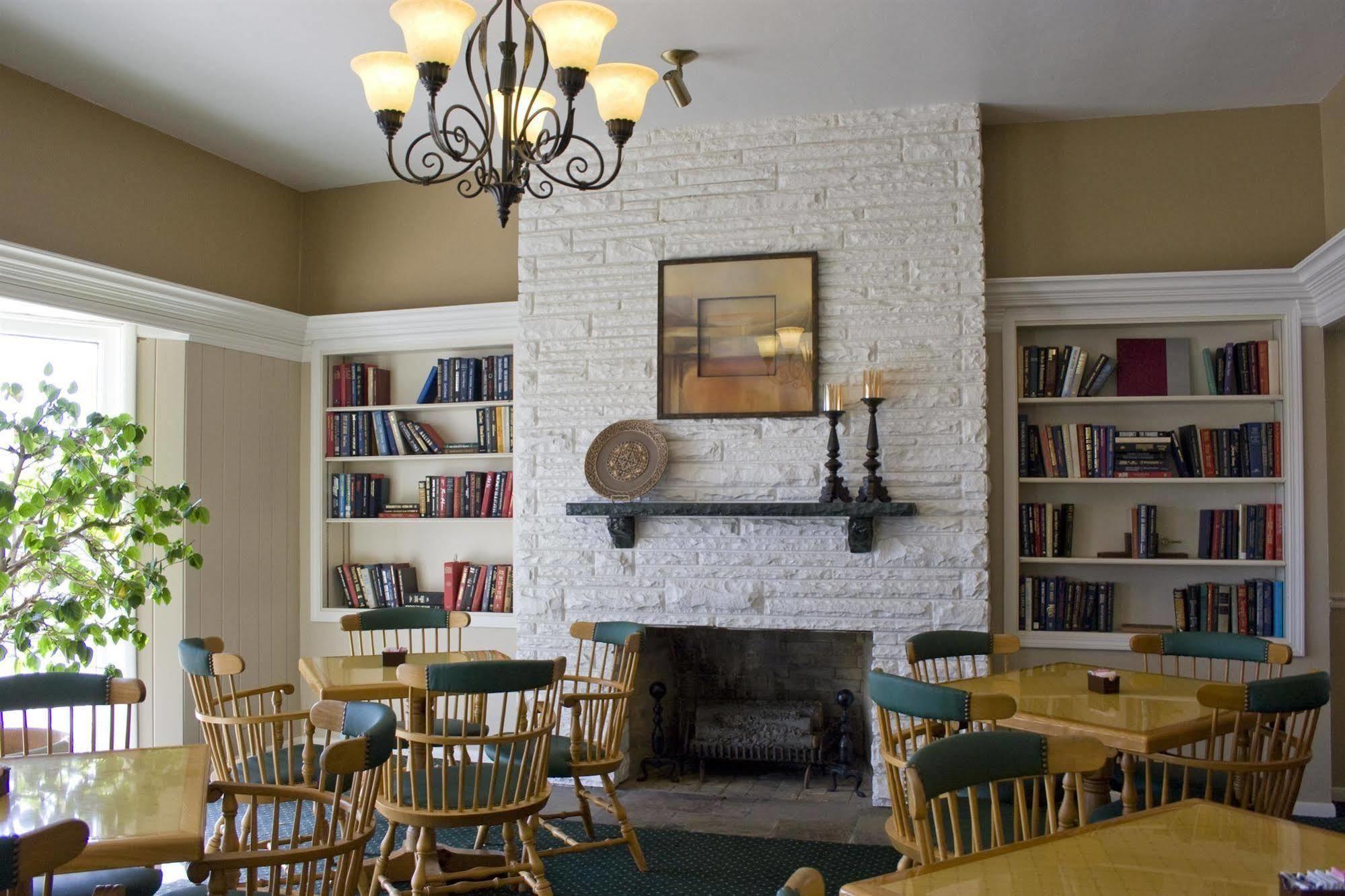 Alpine Inn & Suites Rockford Eksteriør bilde